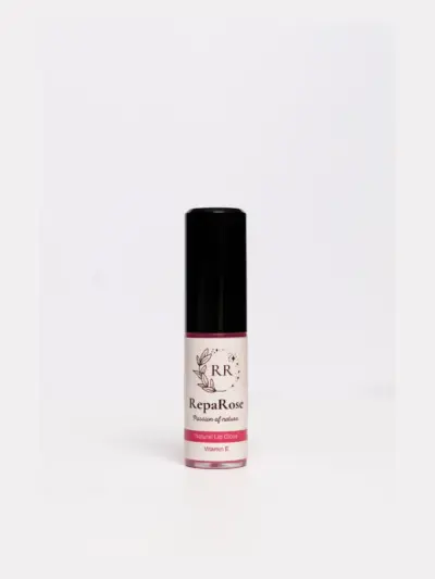Natural Lip Gloss with Vitamin E